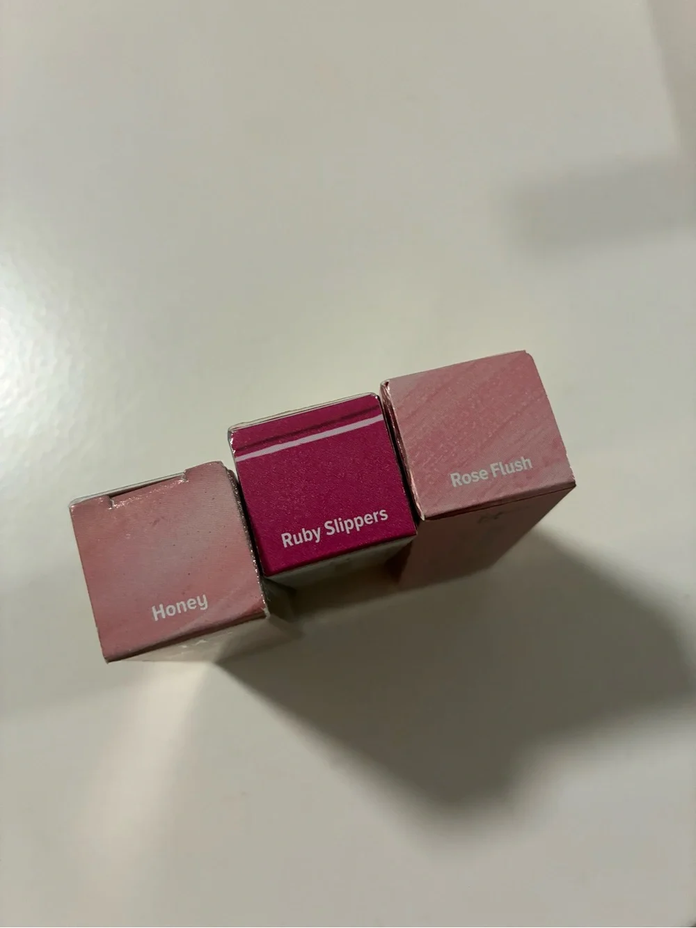 It cosmetics lipstick set of 3